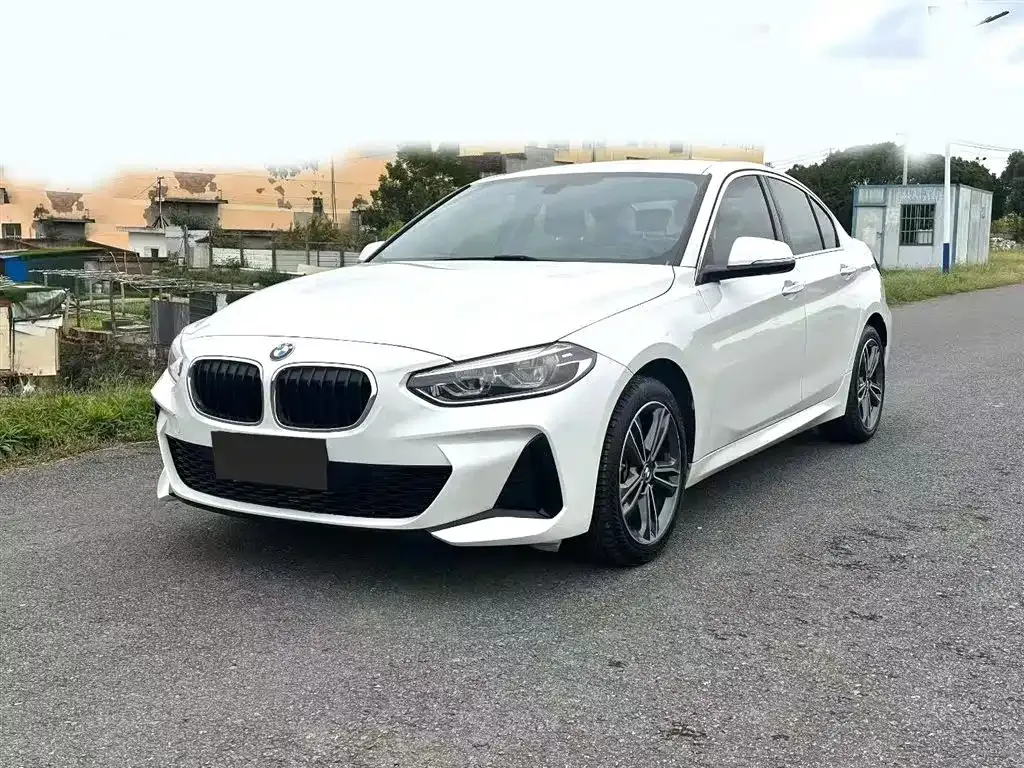 BMW 1 Series — фото 1