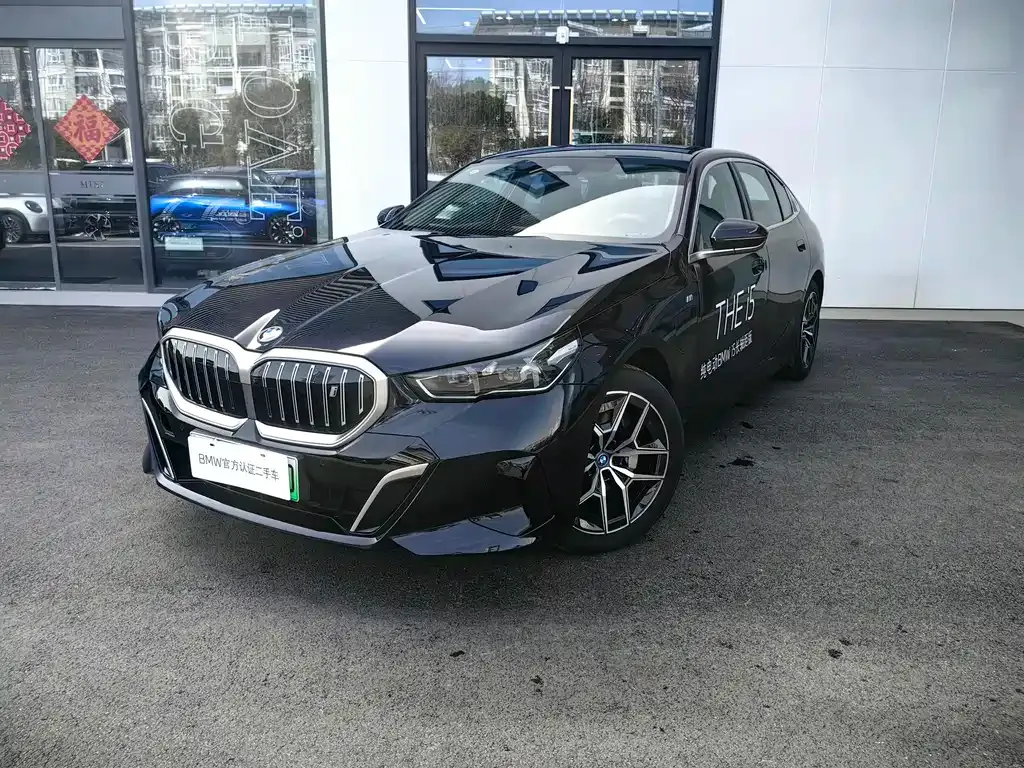 BMW i5 — фото 1