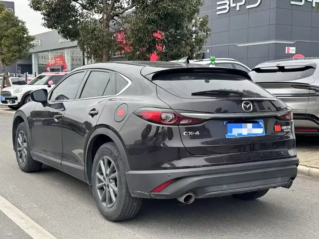 Mazda CX-4 — фото 4