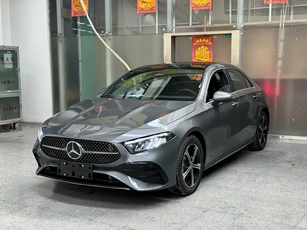 Mercedes-Benz A-Class — фото 1