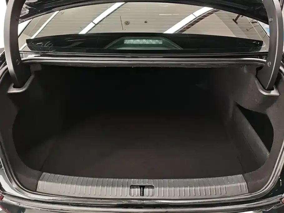 Volkswagen Passat — фото 5