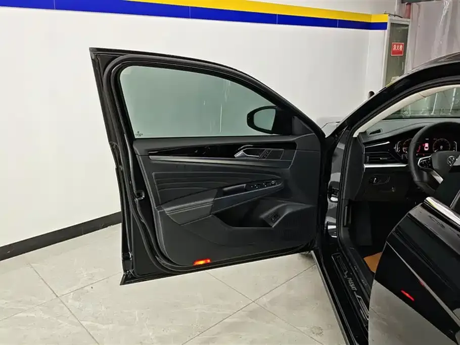 Volkswagen Passat — фото 3