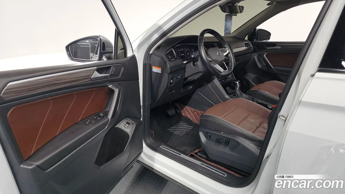 Volkswagen Tiguan — фото 3