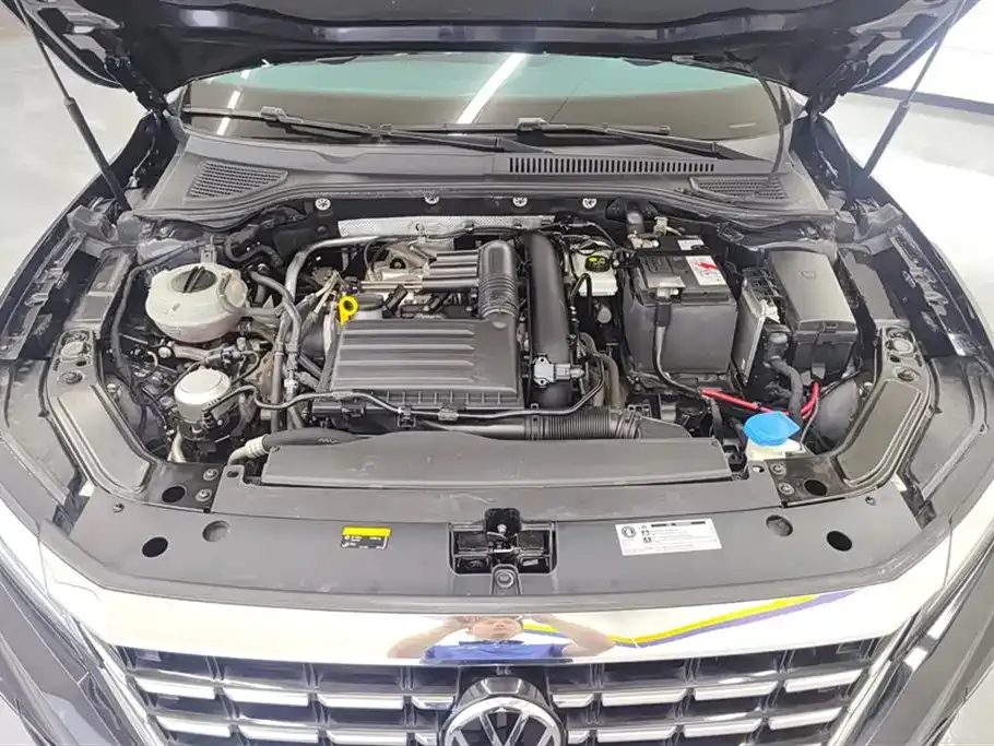 Volkswagen Passat — фото 7