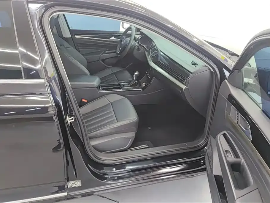 Volkswagen Passat — фото 4