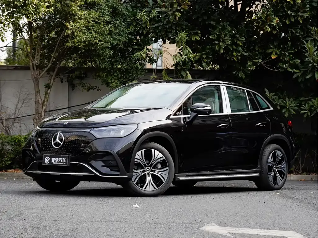 Mercedes-Benz EQE SUV — фото 3