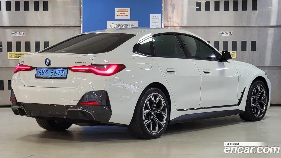 BMW i4 — фото 2
