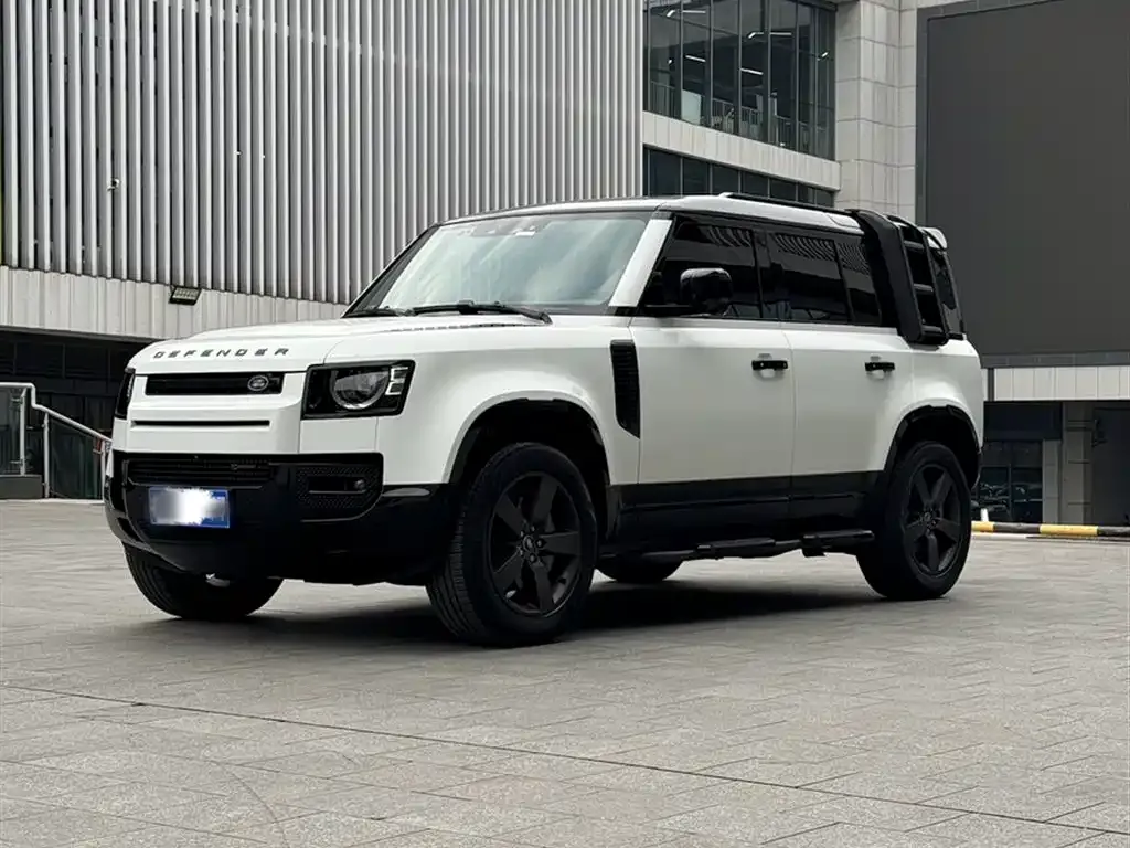 Land Rover Defender — фото 1