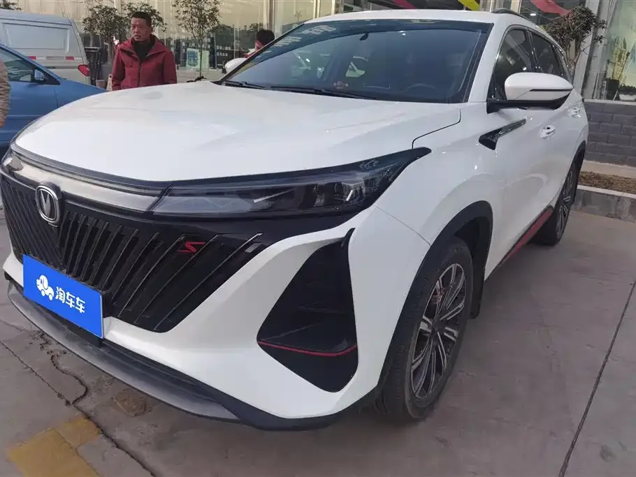 Changan CS75PLUS — фото 1