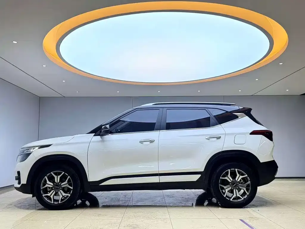 Kia KX3 — фото 10
