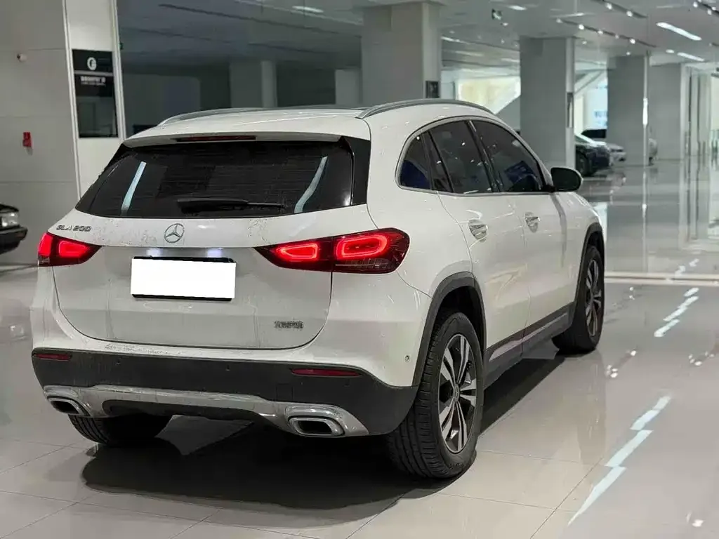 Mercedes-Benz GLA — фото 9