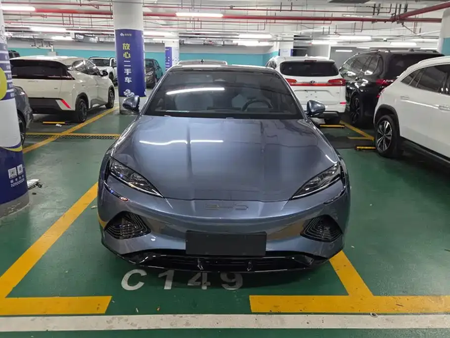 BYD Seal — фото 6