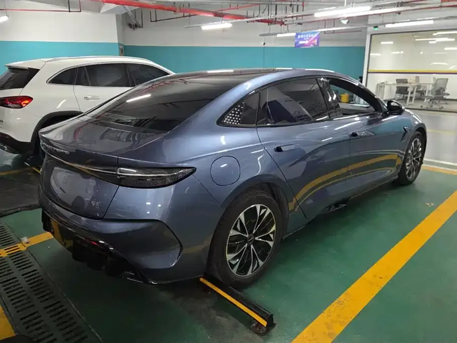 BYD Seal — фото 3