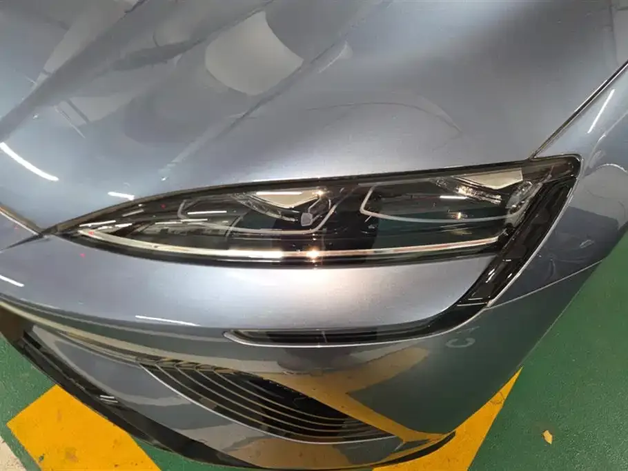 BYD Seal — фото 2