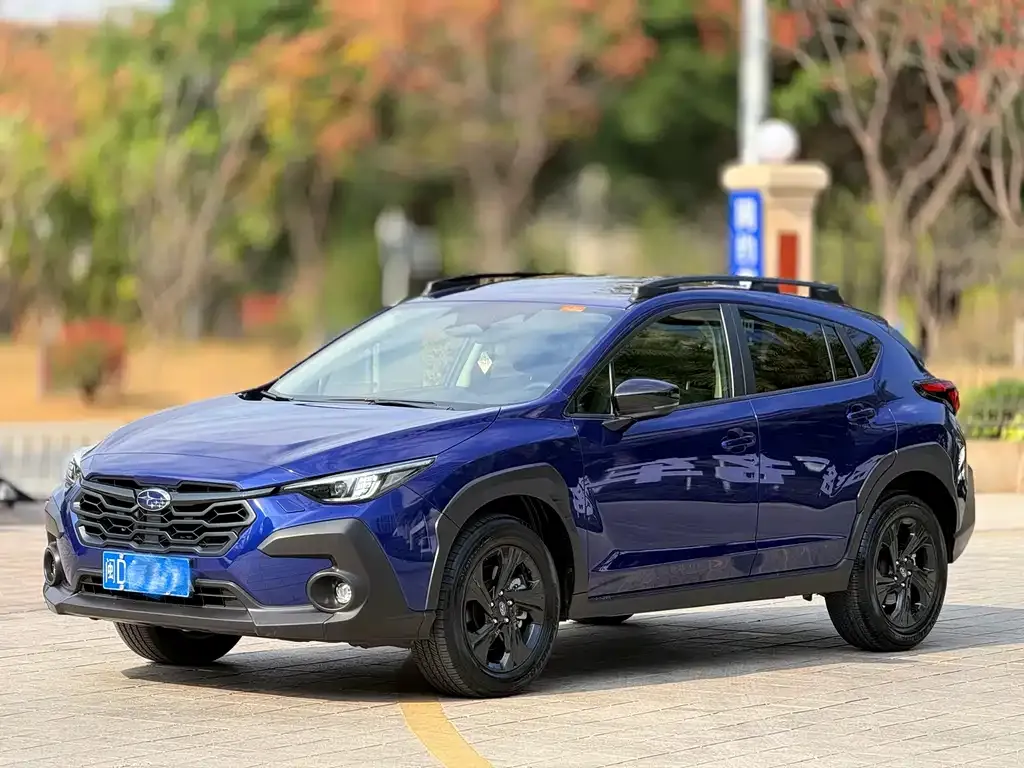 Subaru Crosstrek — фото 1