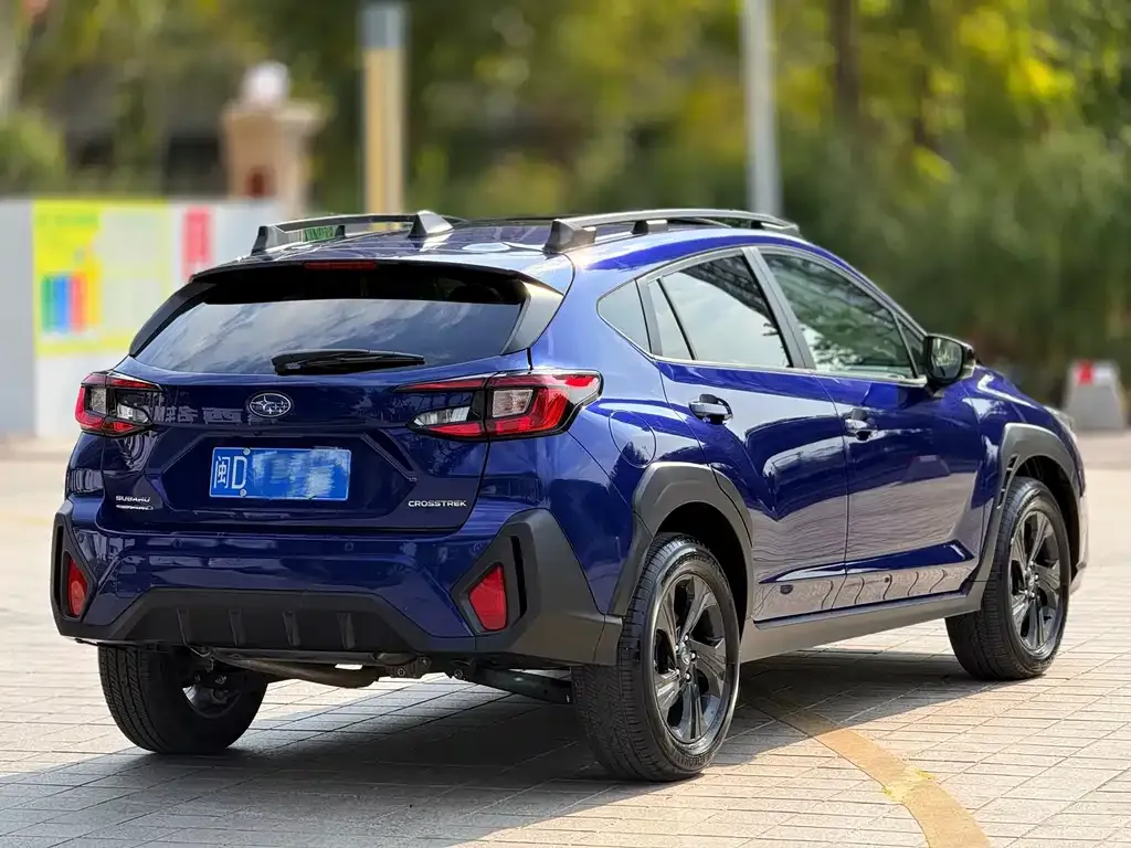 Subaru Crosstrek — фото 4