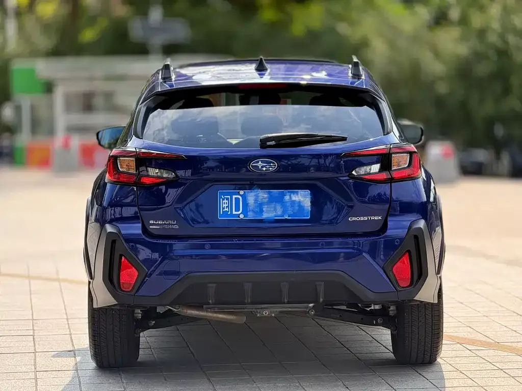 Subaru Crosstrek — фото 5