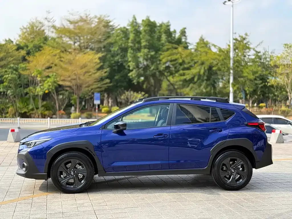 Subaru Crosstrek — фото 6