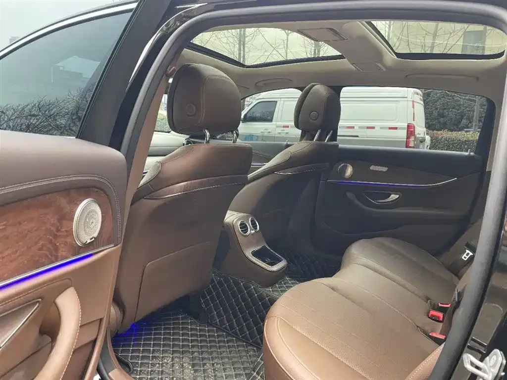 Mercedes-Benz E-Class New Energy — фото 2