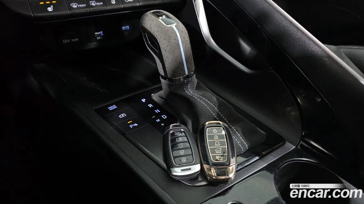 Hyundai AVANTE — фото 3