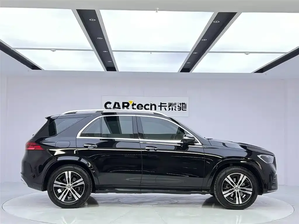 Mercedes-Benz GLE — фото 9