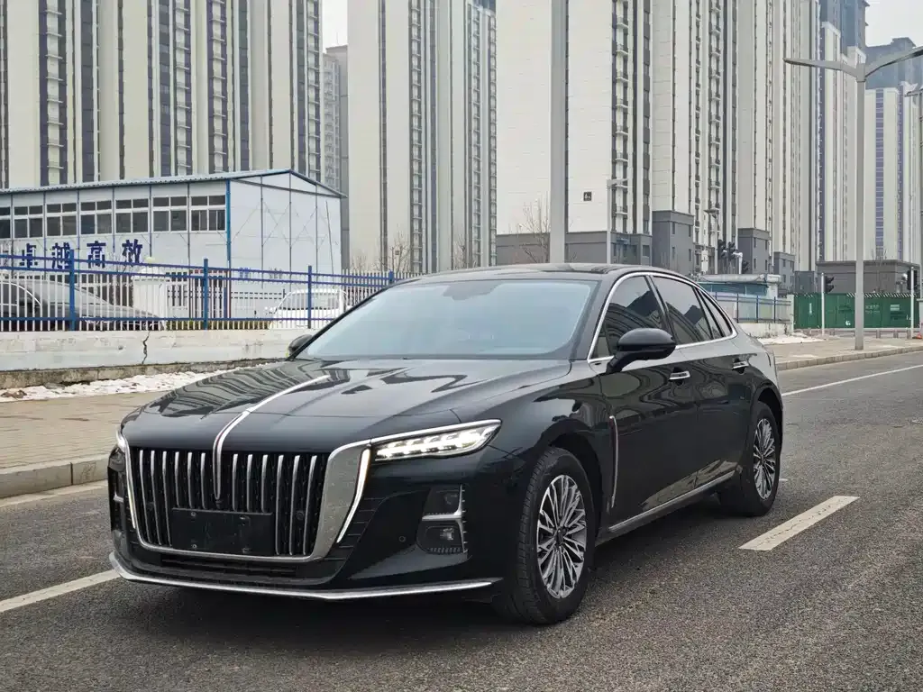 Hongqi H5 — фото 1