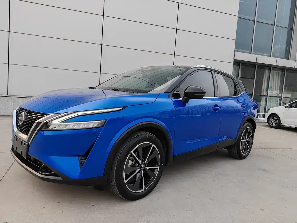 Nissan Qashqai — фото 1