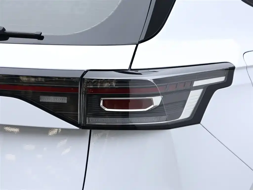 Volkswagen Tharu — фото 2