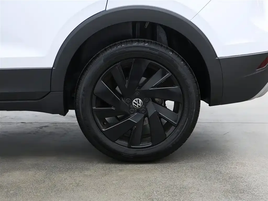 Volkswagen Tharu — фото 10