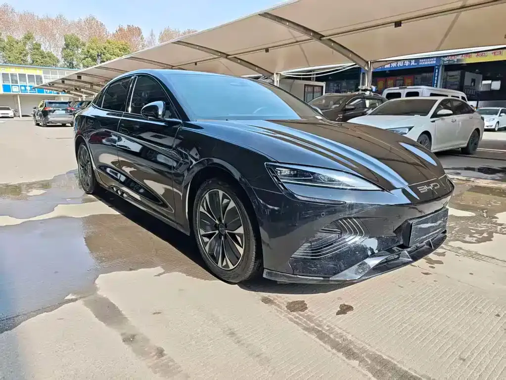 BYD Seal — фото 4