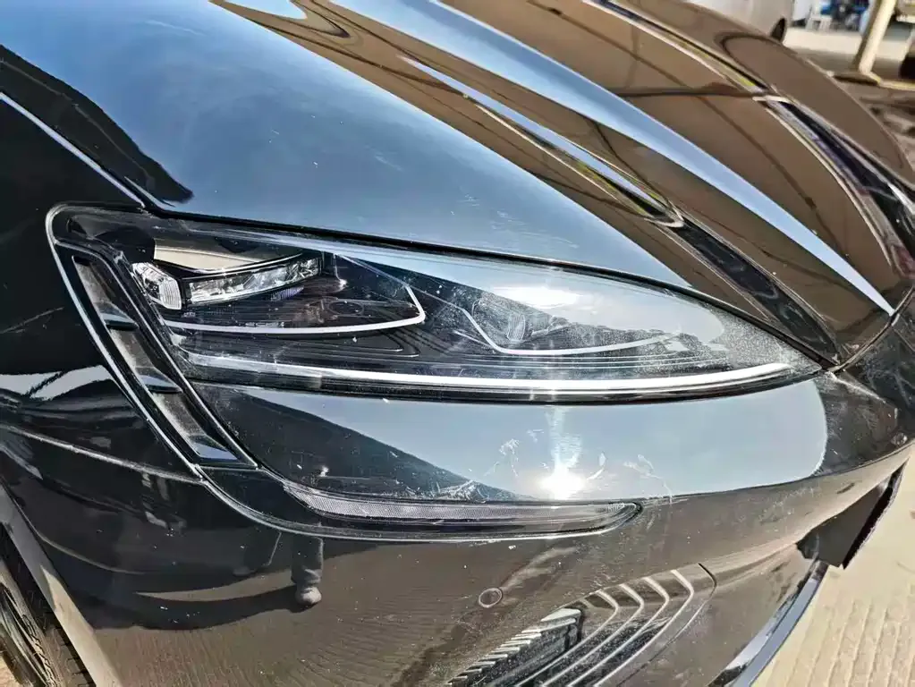 BYD Seal — фото 9