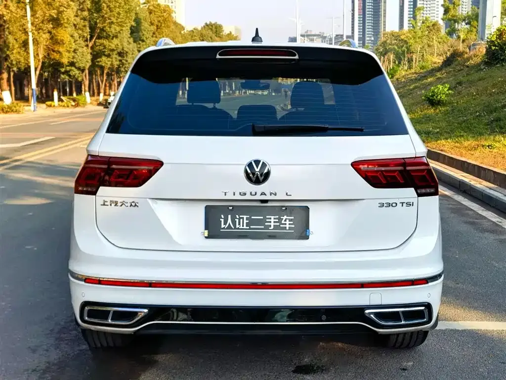 Volkswagen Tiguan L — фото 5