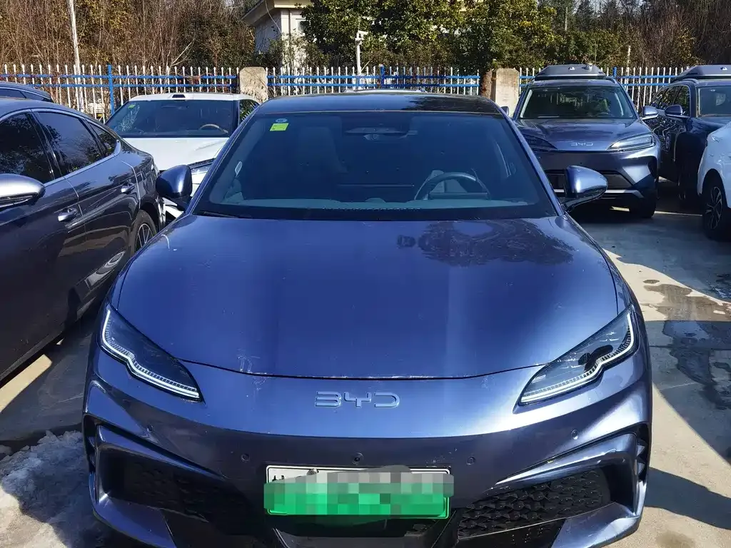 BYD Seal 06GT — фото 9