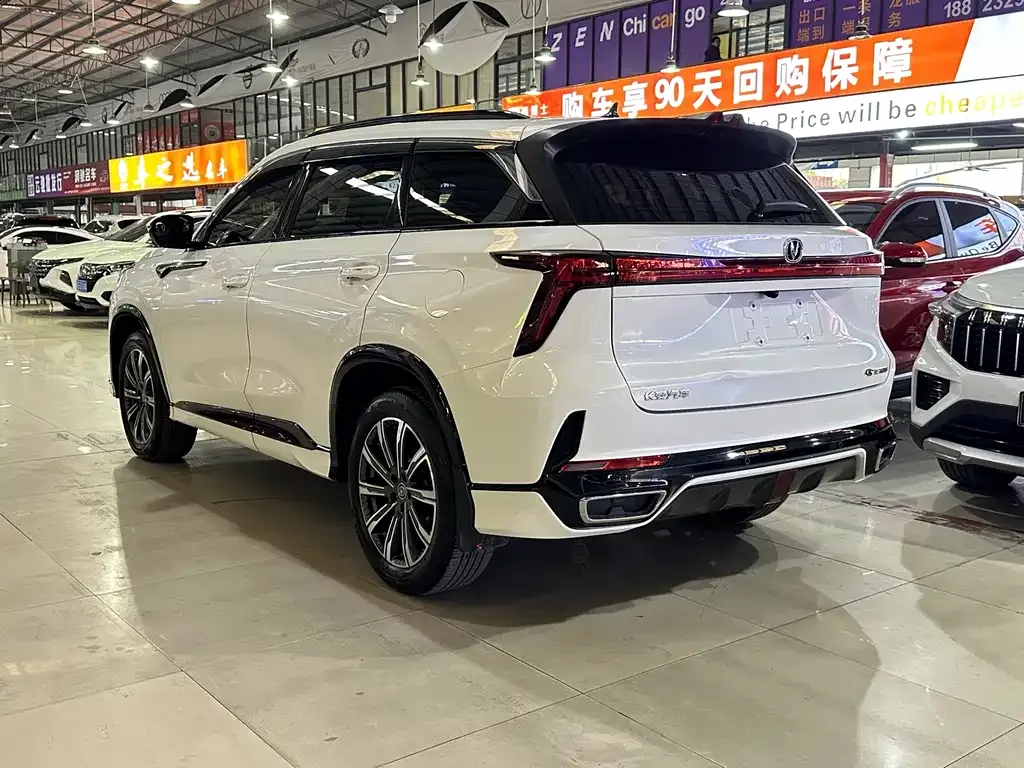 Changan CS75PLUS — фото 9