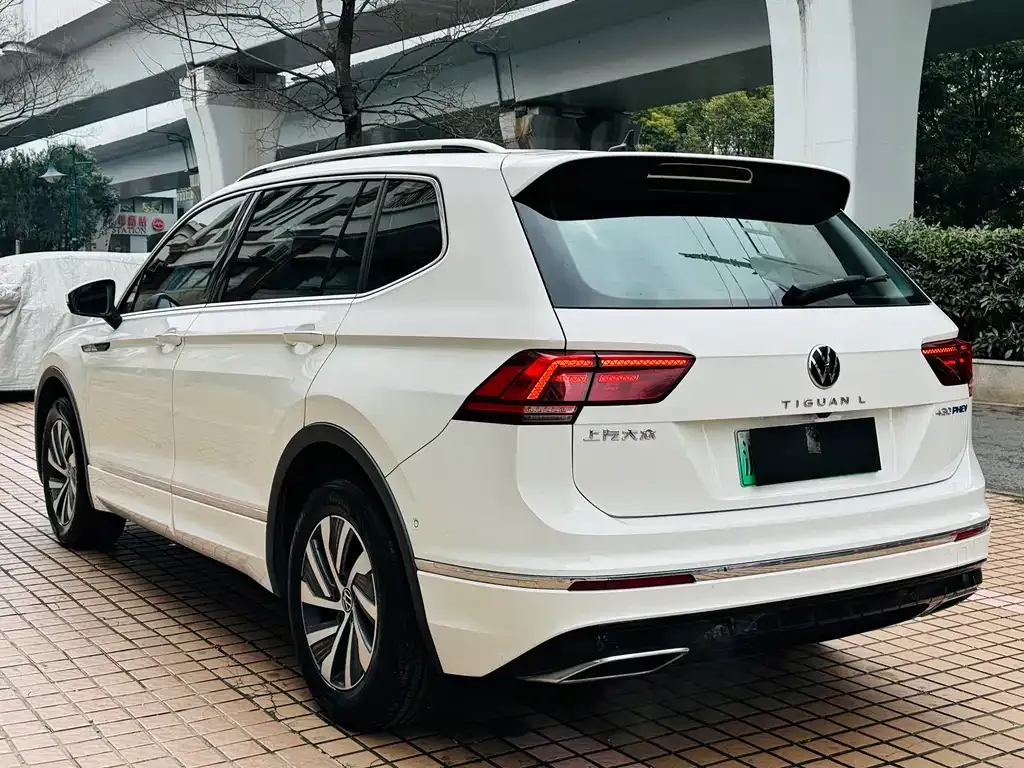 Volkswagen Tiguan L New Energy — фото 4