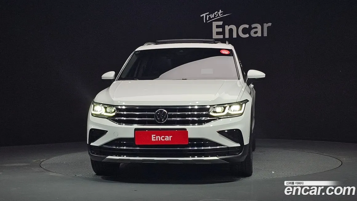 Volkswagen Tiguan — фото 6