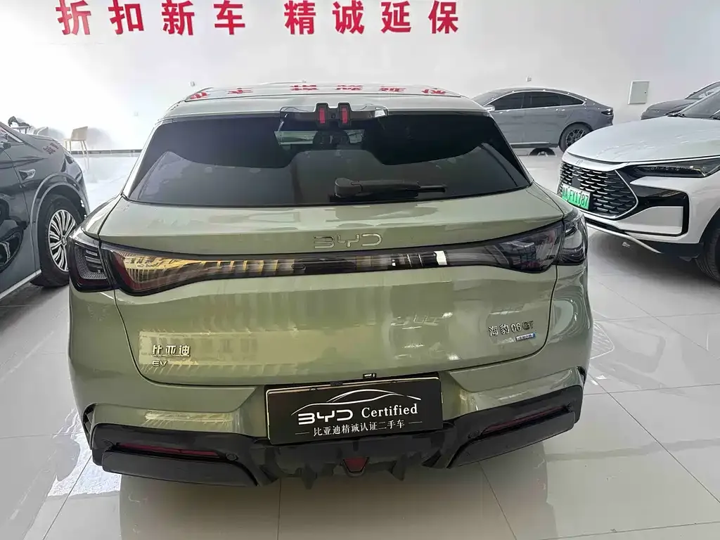 BYD Seal 06GT — фото 10