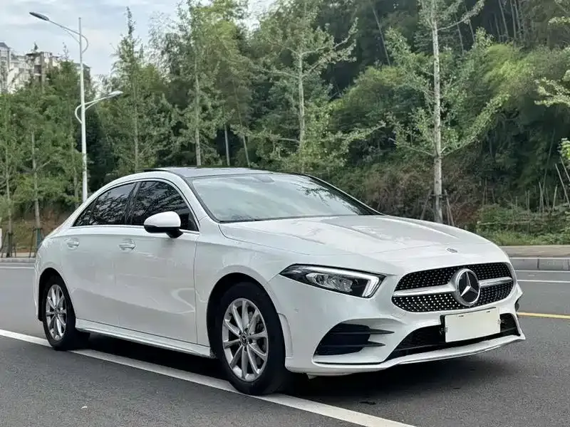 Mercedes-Benz A-Class — фото 4