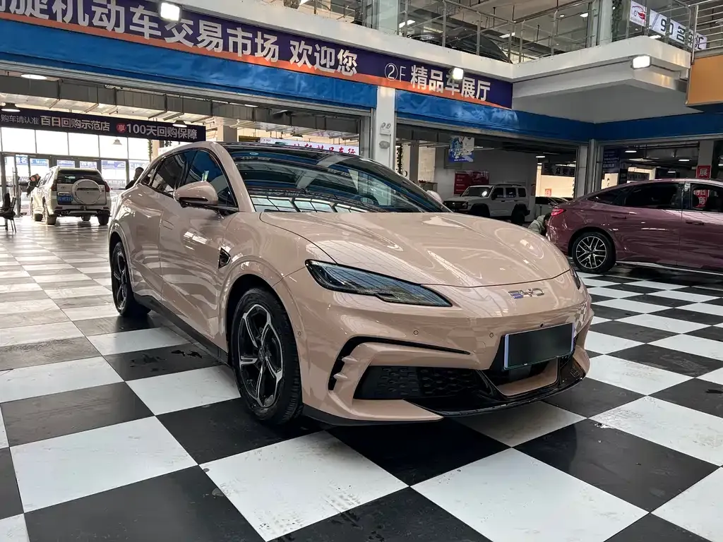 BYD Seal 06GT — фото 10