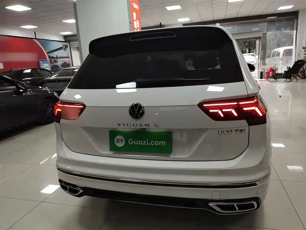 Volkswagen Tiguan L — фото 5