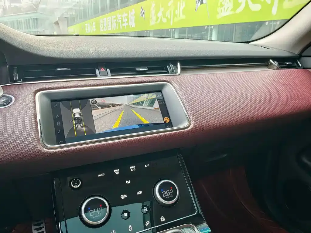 Land Rover Evoque — фото 9