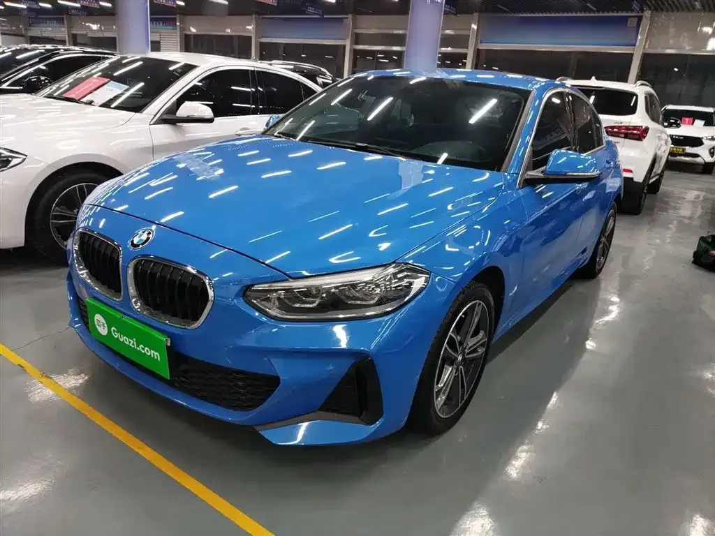 BMW 1 Series — фото 1