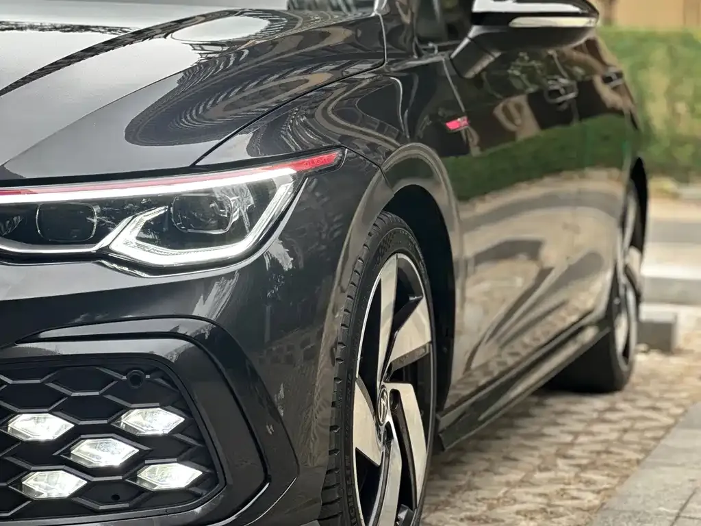 Volkswagen Golf GTI — фото 2