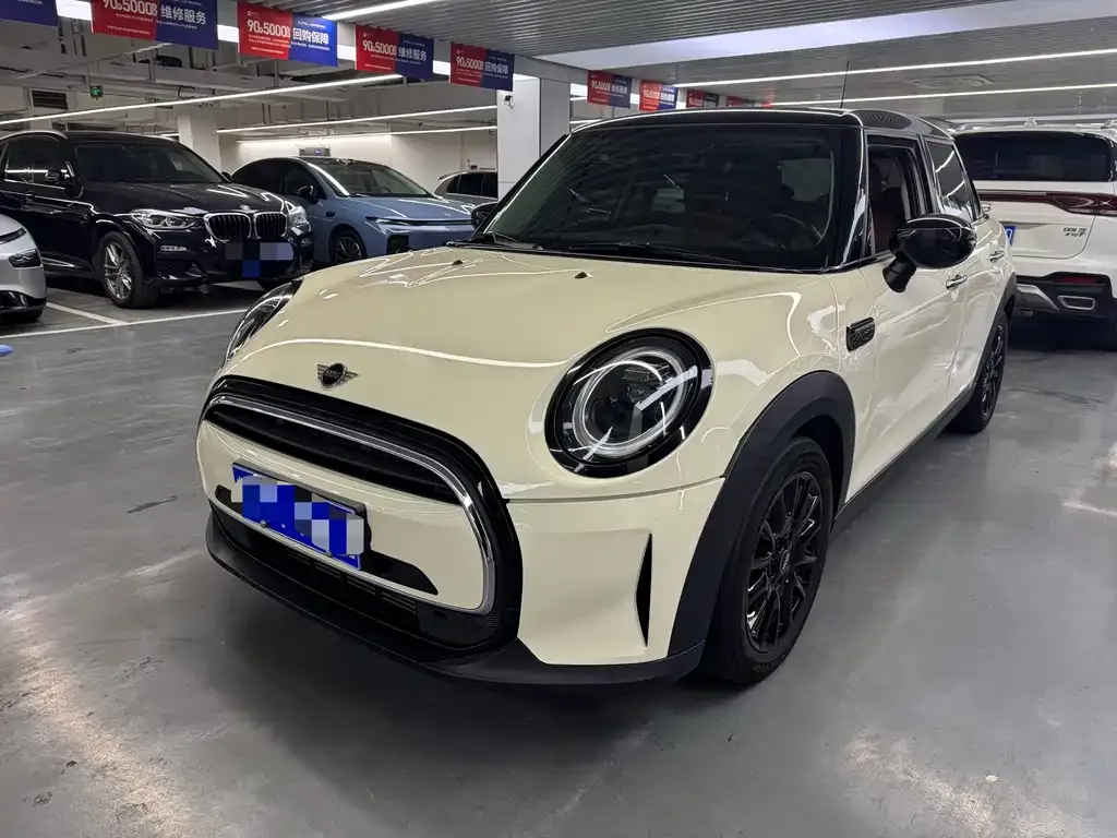 MINI Cooper (3-door) — фото 1