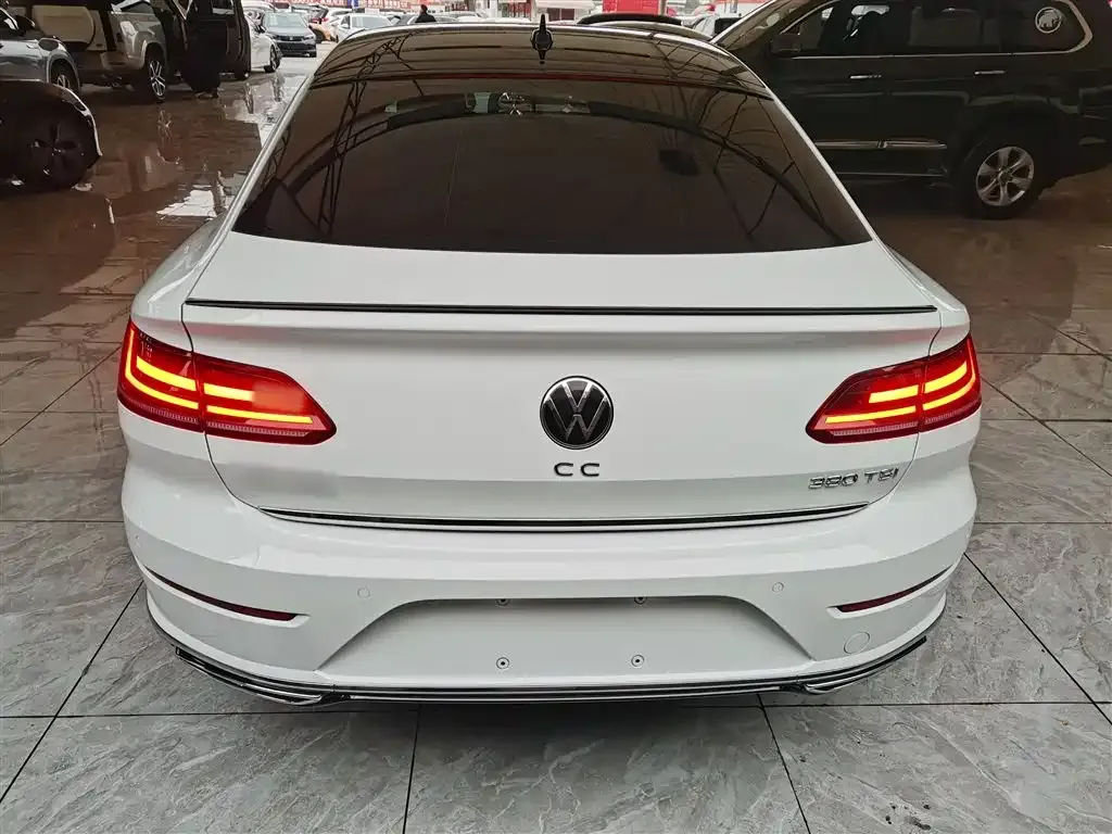 Volkswagen CC — фото 5