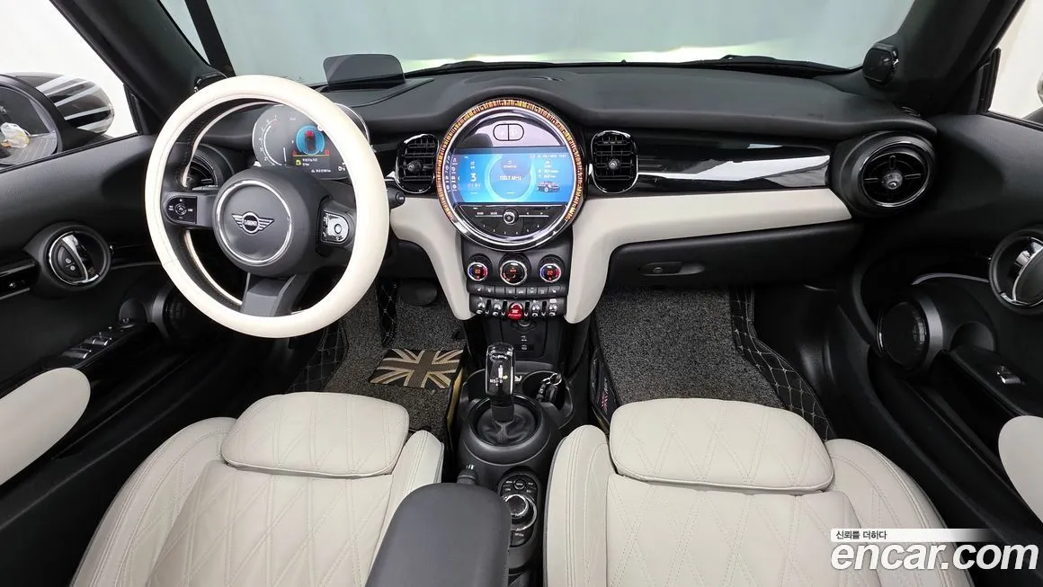 Mini Cooper Convertible — фото 10