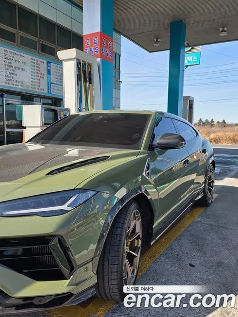 Lamborghini Urus — фото 8