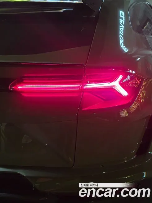 Lamborghini Urus — фото 4