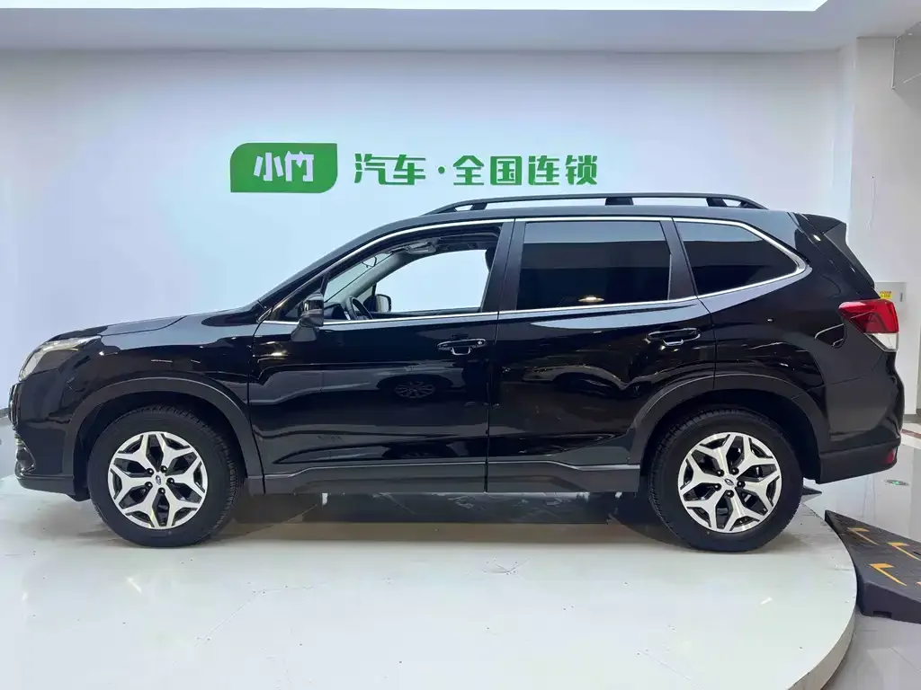 Subaru Forester — фото 5