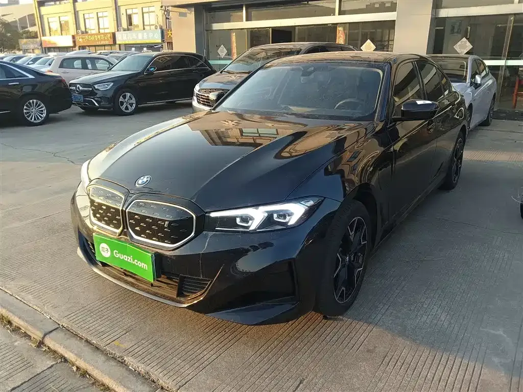 BMW i3 — фото 1